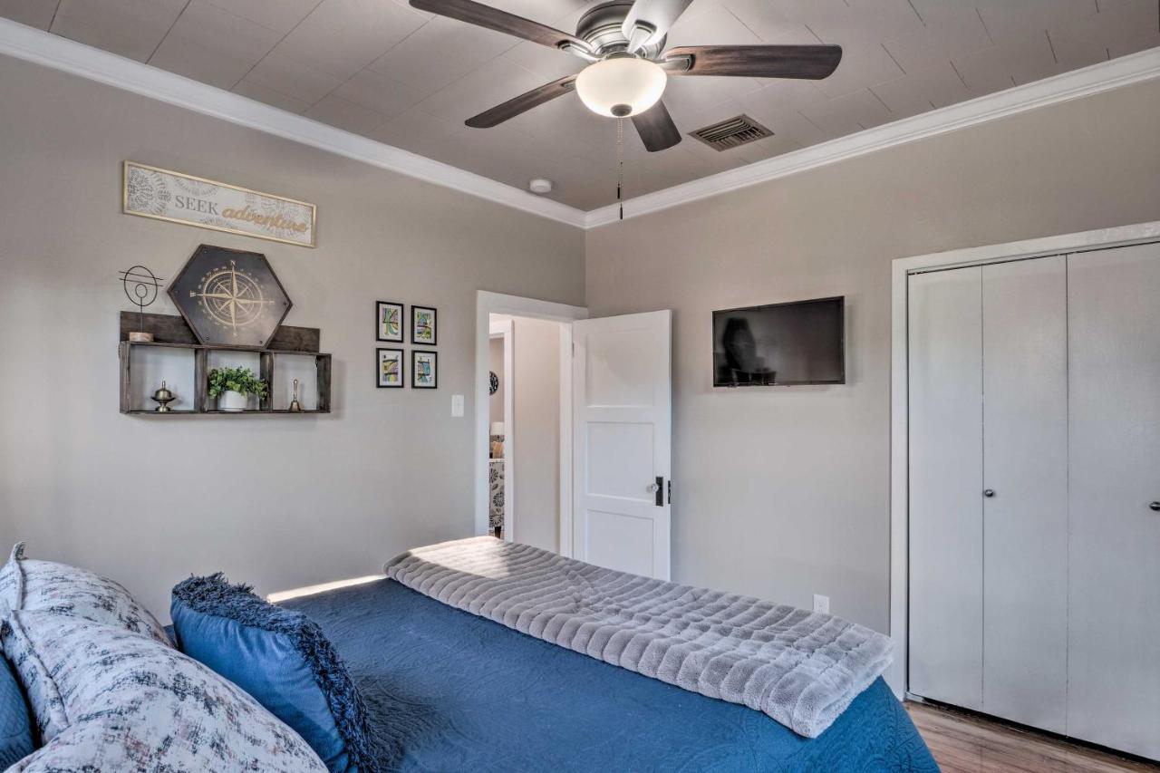 Central Cottage With Grill, 1 Mi To Cajun Field Lafayette Exterior photo