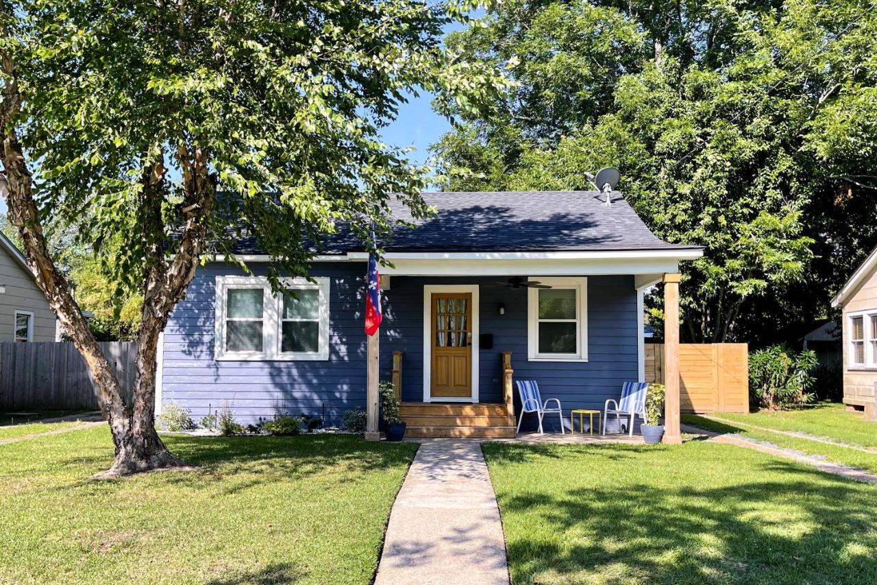 Central Cottage With Grill, 1 Mi To Cajun Field Lafayette Exterior photo